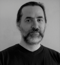 Foto do Mestre Carlos Primati